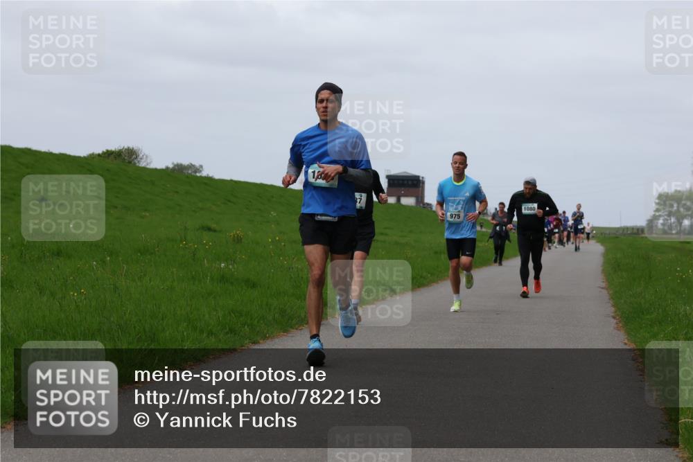 04.05.2025 - 8. Wedeler Halbmarathon Yannick Fuchs http://msf.ph/oto/7822153 04.05.2025 11:29:24 Laufen 10, 975, 1080 meine-sportfotos.de