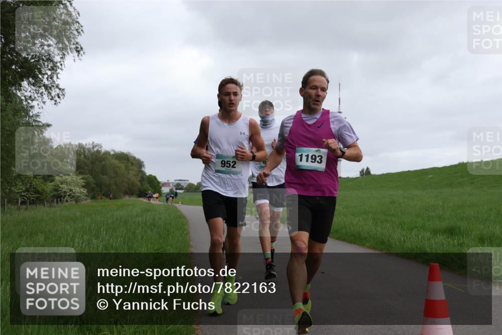 04.05.2025 - 8. Wedeler Halbmarathon Yannick Fuchs http://msf.ph/oto/7822163 04.05.2025 11:10:27 Laufen 1193, 952 meine-sportfotos.de