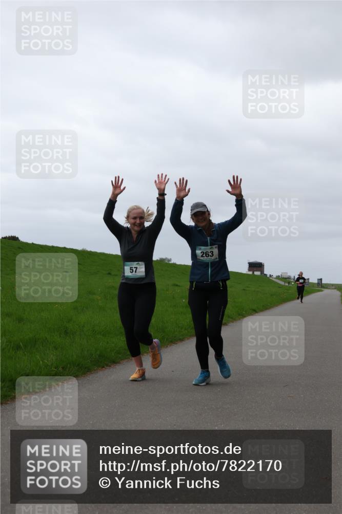 04.05.2025 - 8. Wedeler Halbmarathon Yannick Fuchs http://msf.ph/oto/7822170 04.05.2025 12:11:12 Laufen 57, 263 meine-sportfotos.de
