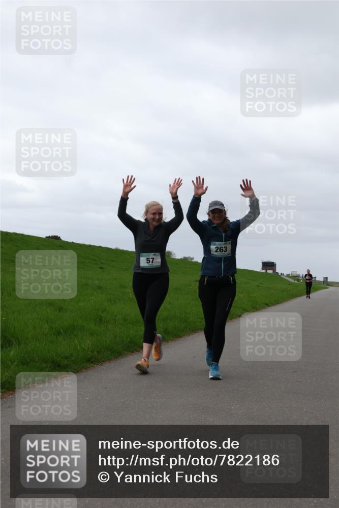 04.05.2025 - 8. Wedeler Halbmarathon Yannick Fuchs http://msf.ph/oto/7822186 04.05.2025 12:11:12 Laufen 57, 263 meine-sportfotos.de