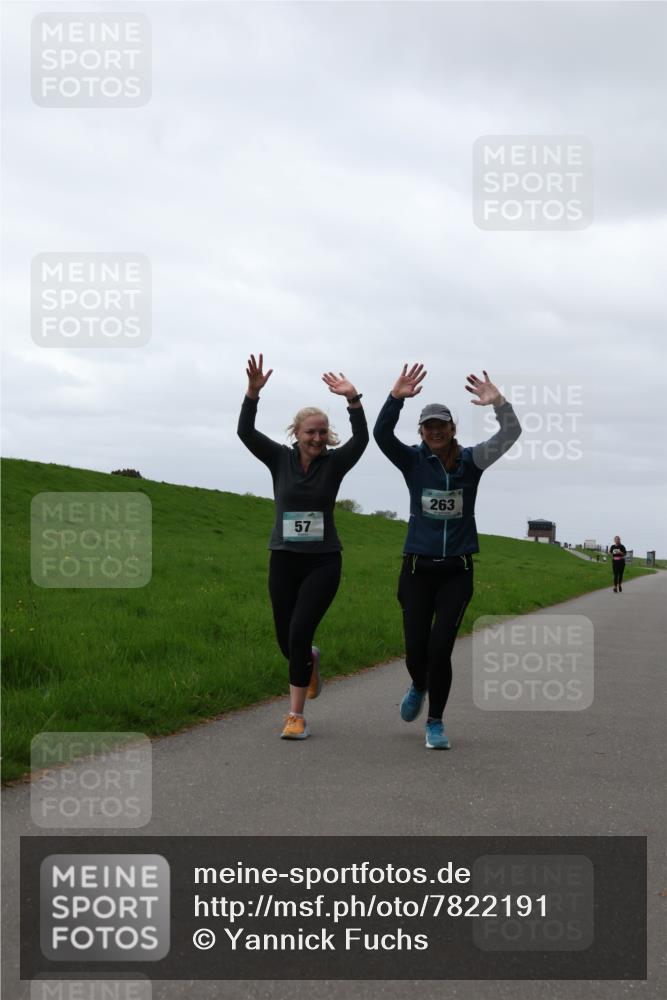 04.05.2025 - 8. Wedeler Halbmarathon Yannick Fuchs http://msf.ph/oto/7822191 04.05.2025 12:11:12 Laufen 57, 263 meine-sportfotos.de