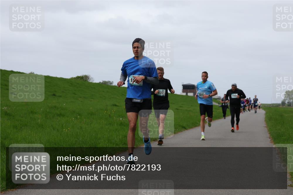 04.05.2025 - 8. Wedeler Halbmarathon Yannick Fuchs http://msf.ph/oto/7822193 04.05.2025 11:29:25 Laufen 10, 237, 975, 1080 meine-sportfotos.de
