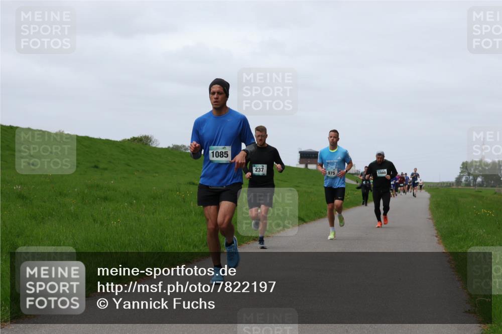04.05.2025 - 8. Wedeler Halbmarathon Yannick Fuchs http://msf.ph/oto/7822197 04.05.2025 11:29:25 Laufen 1085, 237, 975, 1080 meine-sportfotos.de