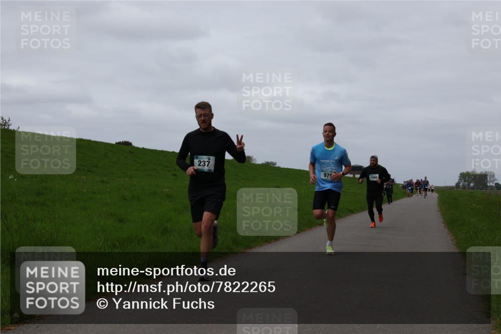 04.05.2025 - 8. Wedeler Halbmarathon Yannick Fuchs http://msf.ph/oto/7822265 04.05.2025 11:29:28 Laufen 237, 2024, 975, 1080 meine-sportfotos.de