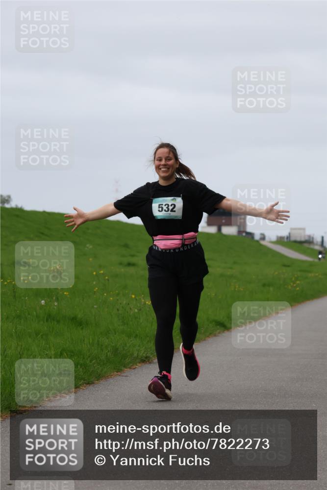 04.05.2025 - 8. Wedeler Halbmarathon Yannick Fuchs http://msf.ph/oto/7822273 04.05.2025 12:11:25 Laufen 532 meine-sportfotos.de