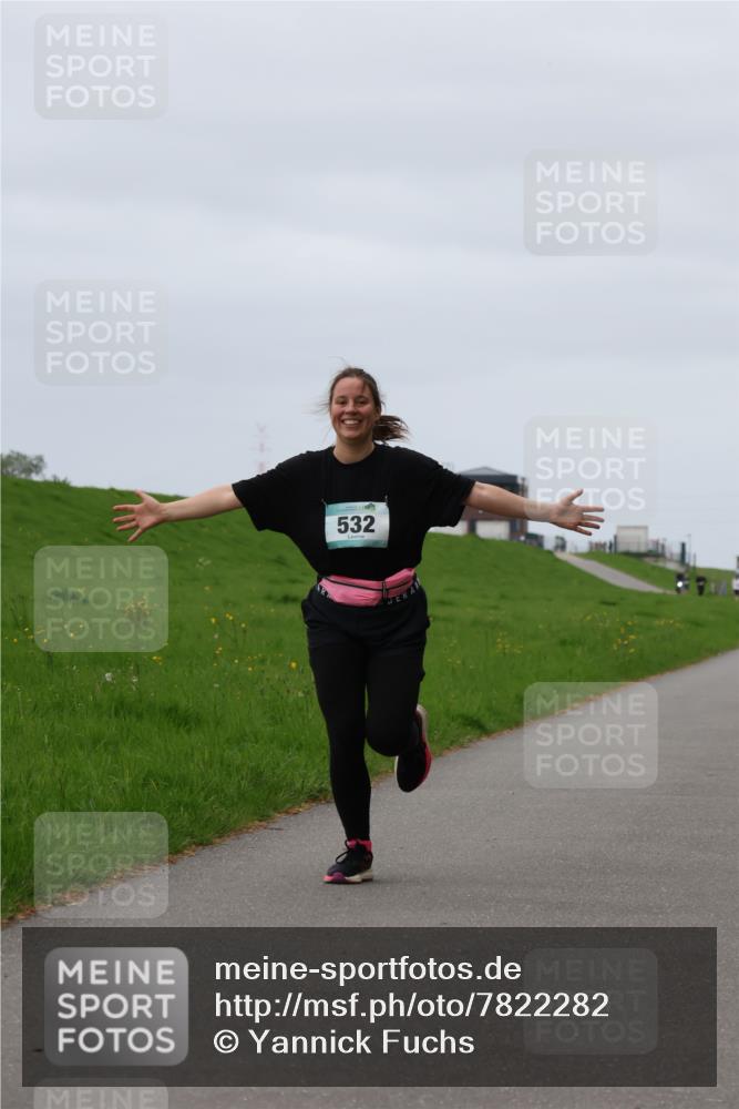 04.05.2025 - 8. Wedeler Halbmarathon Yannick Fuchs http://msf.ph/oto/7822282 04.05.2025 12:11:25 Laufen 532 meine-sportfotos.de