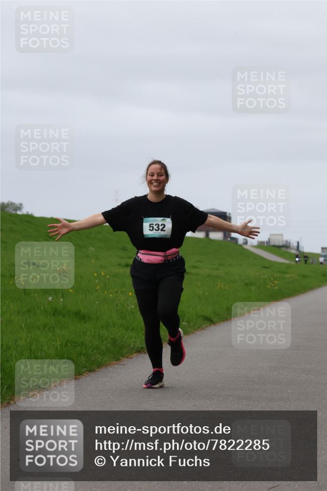 04.05.2025 - 8. Wedeler Halbmarathon Yannick Fuchs http://msf.ph/oto/7822285 04.05.2025 12:11:25 Laufen 532 meine-sportfotos.de