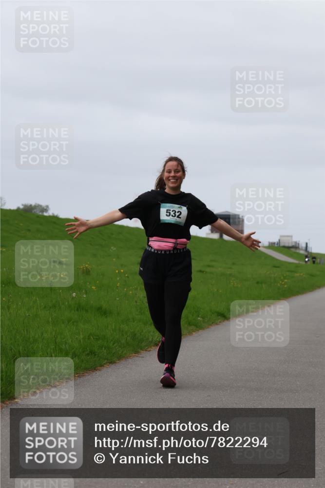04.05.2025 - 8. Wedeler Halbmarathon Yannick Fuchs http://msf.ph/oto/7822294 04.05.2025 12:11:26 Laufen 532 meine-sportfotos.de