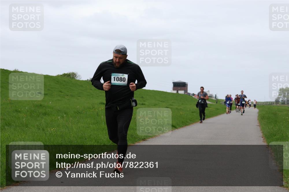 04.05.2025 - 8. Wedeler Halbmarathon Yannick Fuchs http://msf.ph/oto/7822361 04.05.2025 11:29:31 Laufen 1080 meine-sportfotos.de