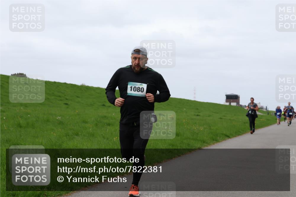 04.05.2025 - 8. Wedeler Halbmarathon Yannick Fuchs http://msf.ph/oto/7822381 04.05.2025 11:29:31 Laufen 1080 meine-sportfotos.de