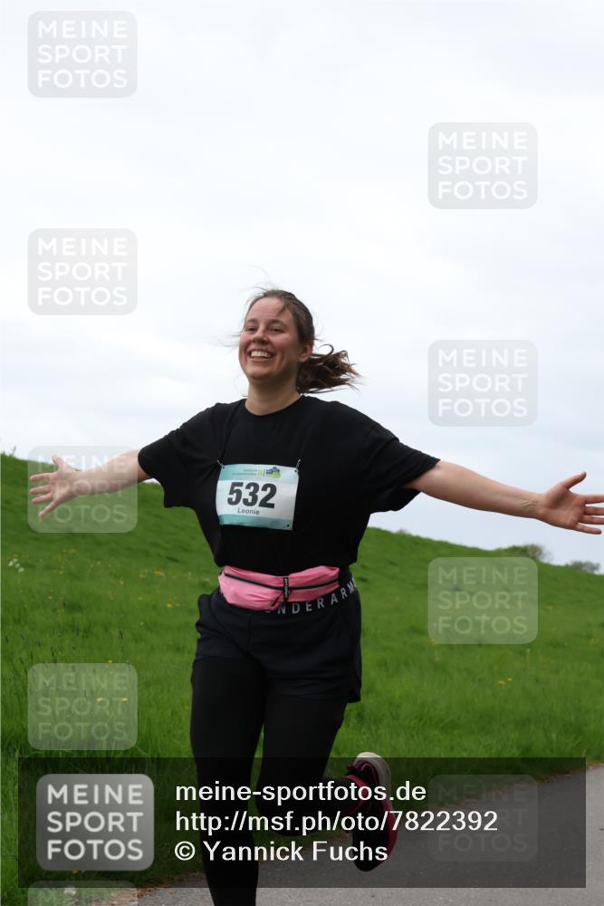 04.05.2025 - 8. Wedeler Halbmarathon Yannick Fuchs http://msf.ph/oto/7822392 04.05.2025 12:11:29 Laufen 532 meine-sportfotos.de