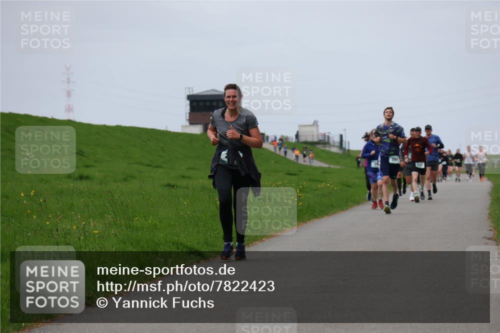 04.05.2025 - 8. Wedeler Halbmarathon Yannick Fuchs http://msf.ph/oto/7822423 04.05.2025 11:29:34 Laufen 14, 395 meine-sportfotos.de