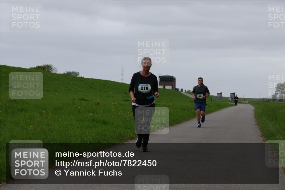04.05.2025 - 8. Wedeler Halbmarathon Yannick Fuchs http://msf.ph/oto/7822450 04.05.2025 12:12:58 Laufen 219, 41 meine-sportfotos.de