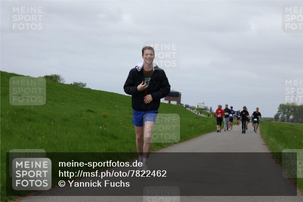 04.05.2025 - 8. Wedeler Halbmarathon Yannick Fuchs http://msf.ph/oto/7822462 04.05.2025 11:52:07 Laufen  meine-sportfotos.de