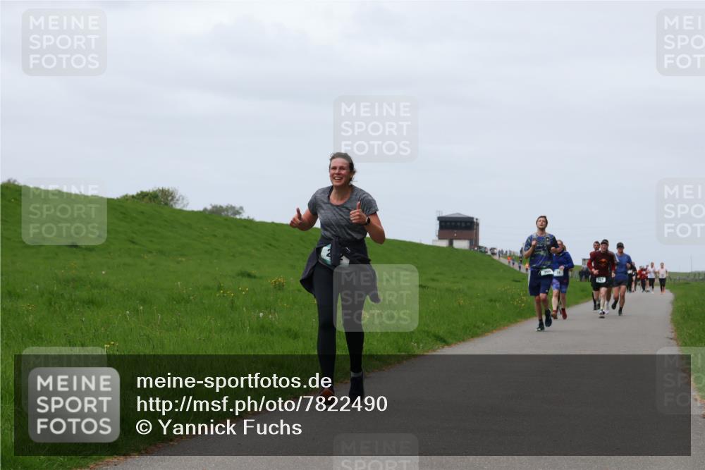 04.05.2025 - 8. Wedeler Halbmarathon Yannick Fuchs http://msf.ph/oto/7822490 04.05.2025 11:29:39 Laufen  meine-sportfotos.de