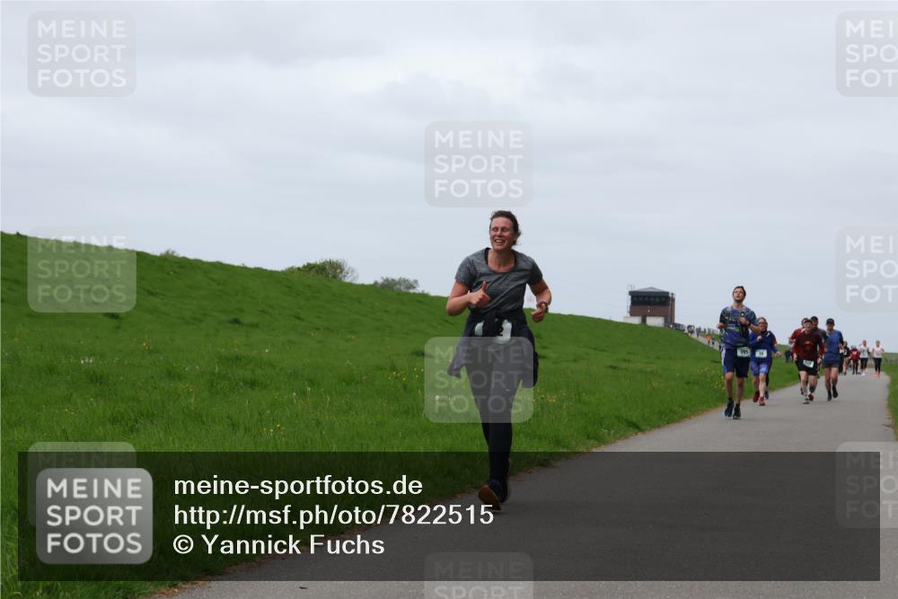 04.05.2025 - 8. Wedeler Halbmarathon Yannick Fuchs http://msf.ph/oto/7822515 04.05.2025 11:29:39 Laufen  meine-sportfotos.de