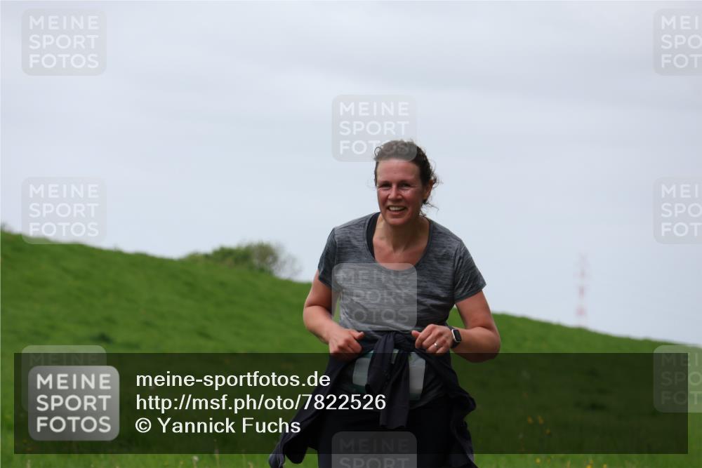 04.05.2025 - 8. Wedeler Halbmarathon Yannick Fuchs http://msf.ph/oto/7822526 04.05.2025 11:29:40 Laufen  meine-sportfotos.de