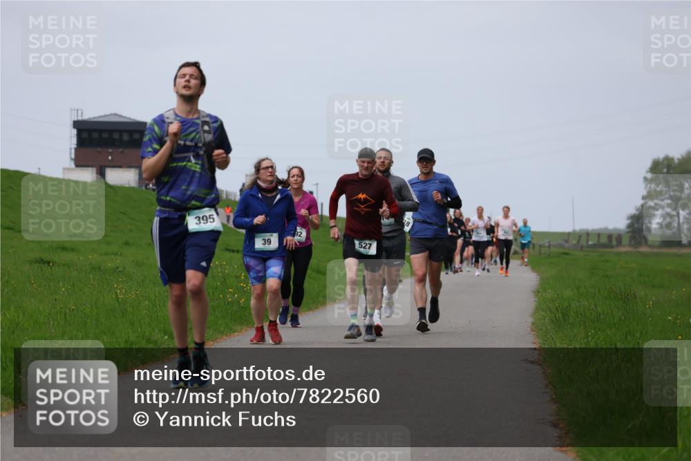 04.05.2025 - 8. Wedeler Halbmarathon Yannick Fuchs http://msf.ph/oto/7822560 04.05.2025 11:29:42 Laufen 395, 39, 92, 527 meine-sportfotos.de