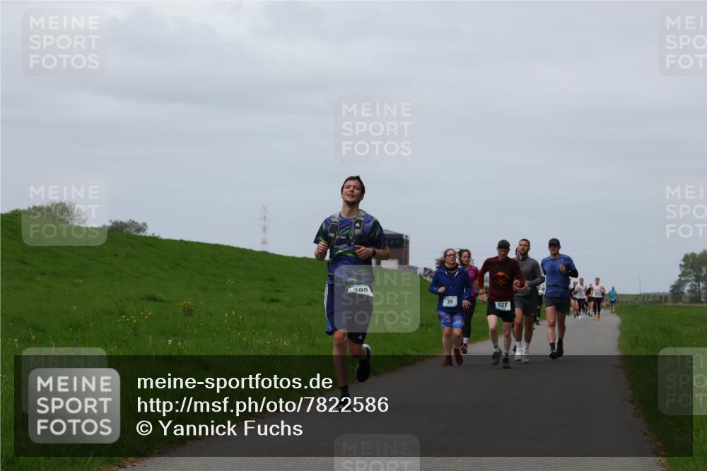 04.05.2025 - 8. Wedeler Halbmarathon Yannick Fuchs http://msf.ph/oto/7822586 04.05.2025 11:29:44 Laufen 38, 305, 39, 527 meine-sportfotos.de