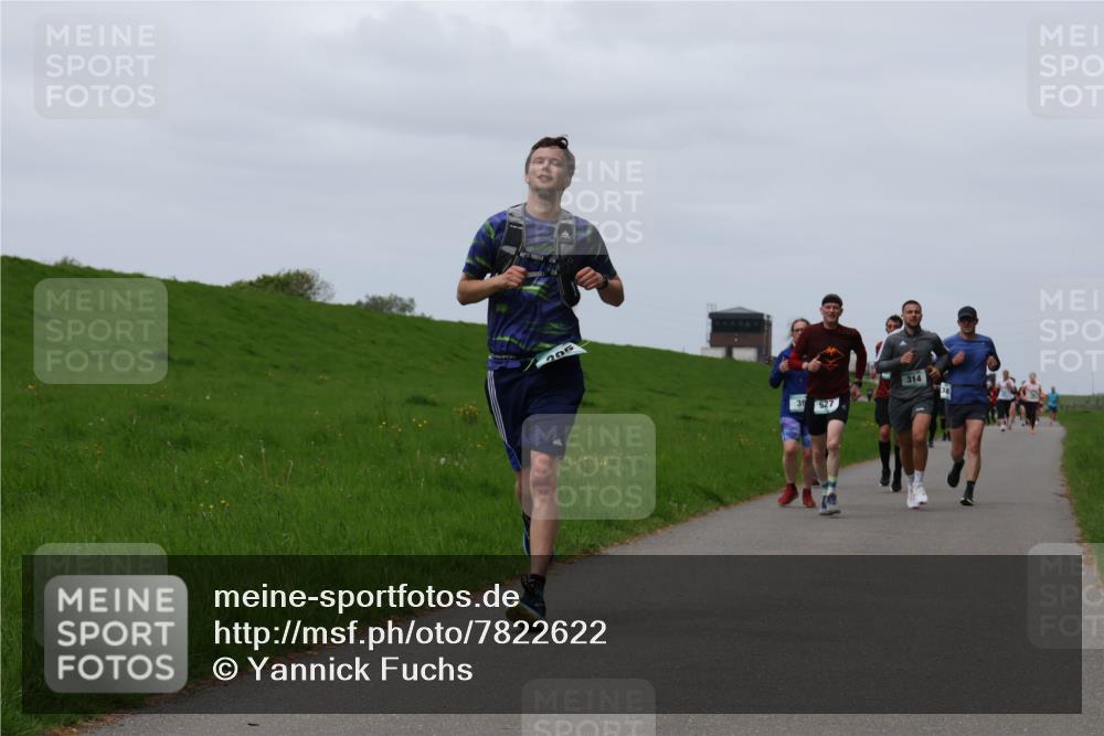 04.05.2025 - 8. Wedeler Halbmarathon Yannick Fuchs http://msf.ph/oto/7822622 04.05.2025 11:29:46 Laufen 205, 314 meine-sportfotos.de