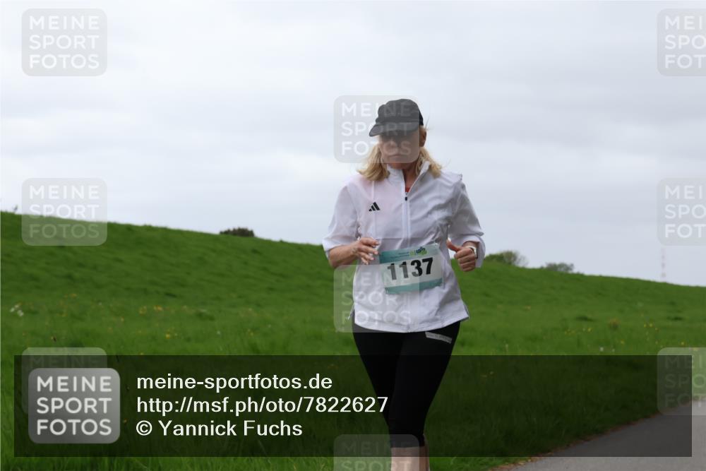 04.05.2025 - 8. Wedeler Halbmarathon Yannick Fuchs http://msf.ph/oto/7822627 04.05.2025 12:13:11 Laufen 1137 meine-sportfotos.de
