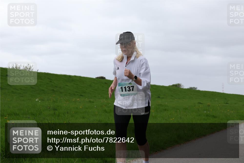 04.05.2025 - 8. Wedeler Halbmarathon Yannick Fuchs http://msf.ph/oto/7822642 04.05.2025 12:13:11 Laufen 1137 meine-sportfotos.de