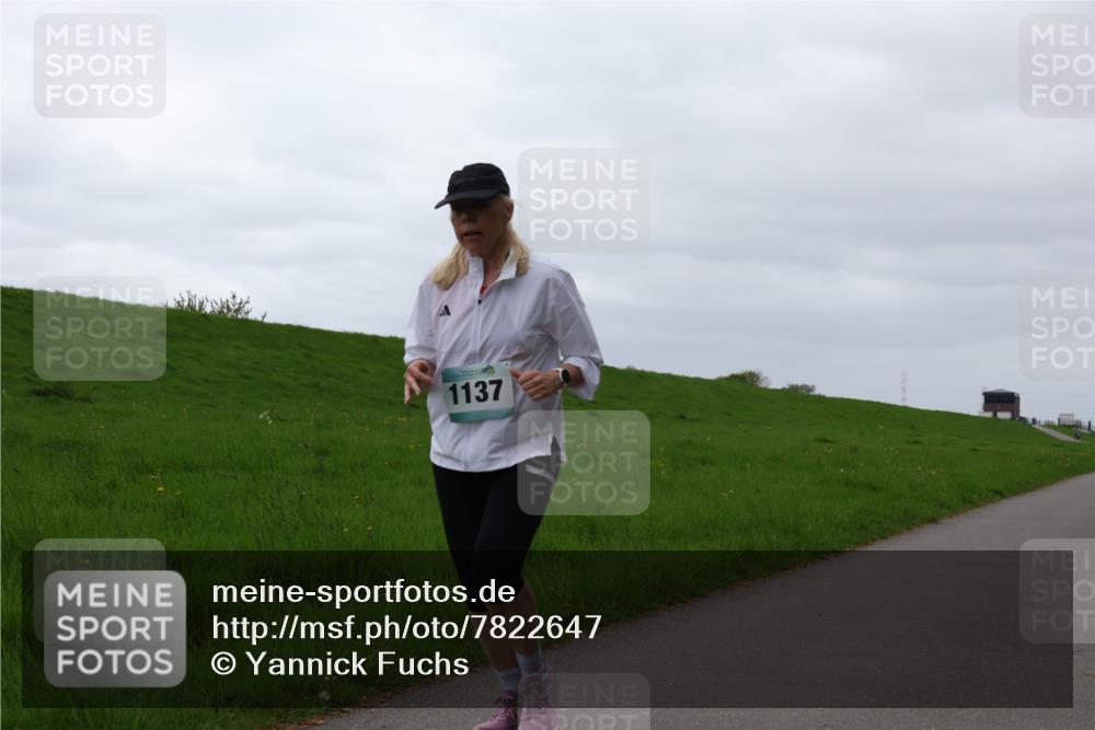 04.05.2025 - 8. Wedeler Halbmarathon Yannick Fuchs http://msf.ph/oto/7822647 04.05.2025 12:13:11 Laufen 1137 meine-sportfotos.de