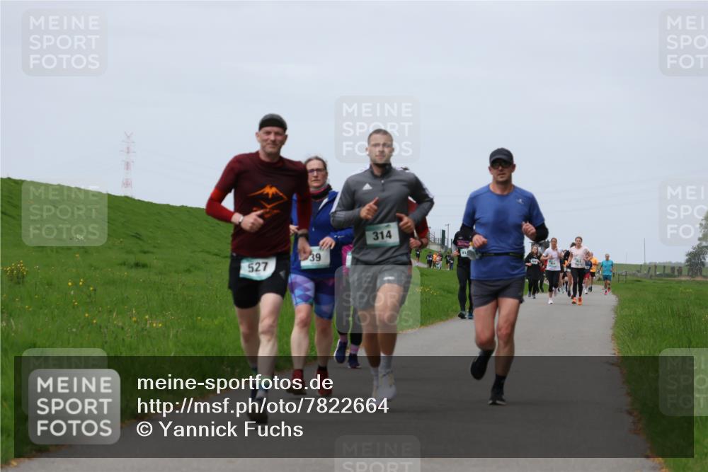 04.05.2025 - 8. Wedeler Halbmarathon Yannick Fuchs http://msf.ph/oto/7822664 04.05.2025 11:29:48 Laufen 527, 39, 314 meine-sportfotos.de