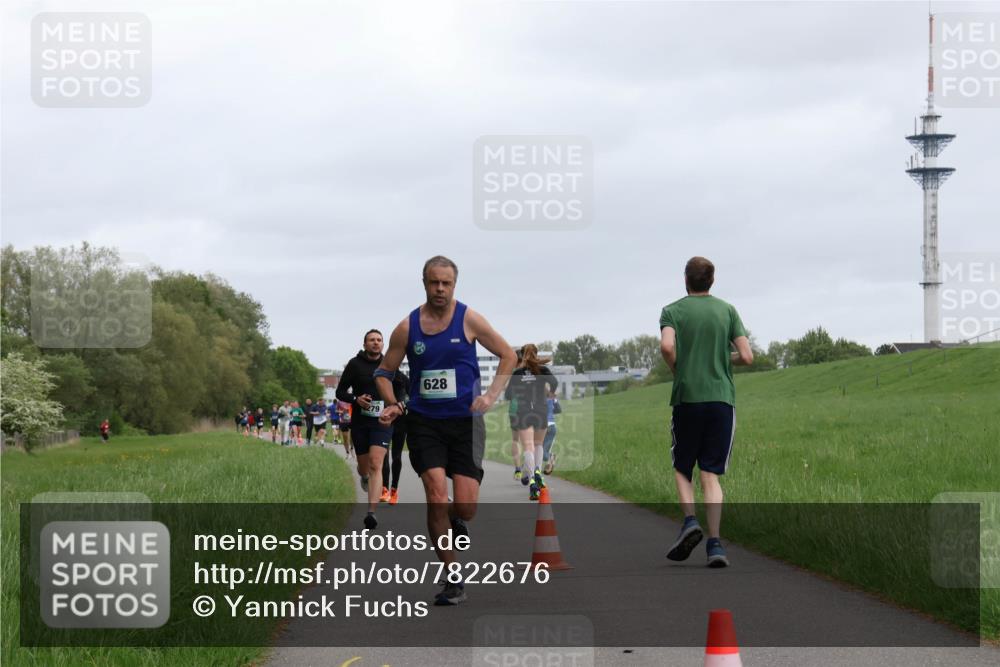 04.05.2025 - 8. Wedeler Halbmarathon Yannick Fuchs http://msf.ph/oto/7822676 04.05.2025 11:10:52 Laufen 628 meine-sportfotos.de