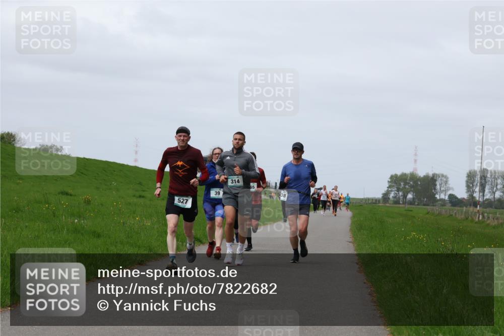 04.05.2025 - 8. Wedeler Halbmarathon Yannick Fuchs http://msf.ph/oto/7822682 04.05.2025 11:29:48 Laufen 527, 39, 314, 65, 38 meine-sportfotos.de