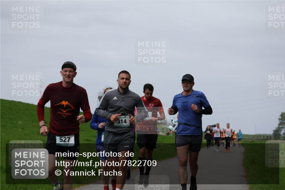 04.05.2025 - 8. Wedeler Halbmarathon Yannick Fuchs http://msf.ph/oto/7822709 04.05.2025 11:29:49 Laufen 314, 38, 527 meine-sportfotos.de
