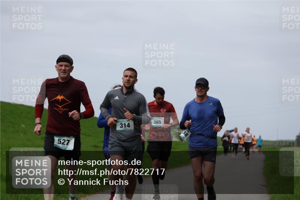 04.05.2025 - 8. Wedeler Halbmarathon Yannick Fuchs http://msf.ph/oto/7822717 04.05.2025 11:29:49 Laufen 527, 314, 365, 38 meine-sportfotos.de