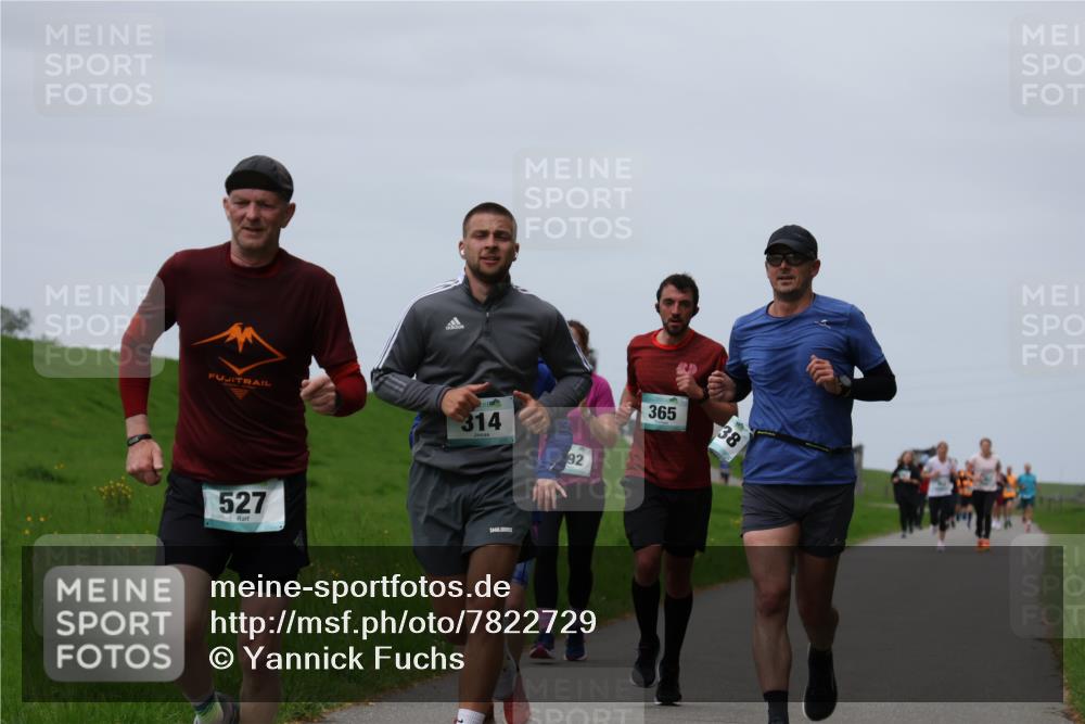 04.05.2025 - 8. Wedeler Halbmarathon Yannick Fuchs http://msf.ph/oto/7822729 04.05.2025 11:29:50 Laufen 314, 92, 527, 365, 38 meine-sportfotos.de