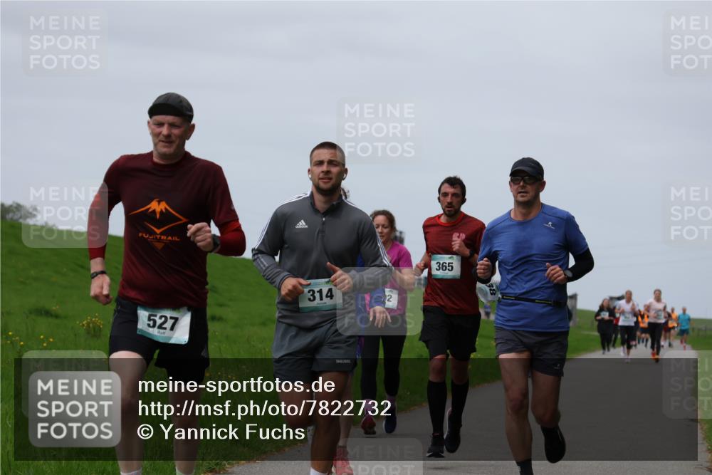 04.05.2025 - 8. Wedeler Halbmarathon Yannick Fuchs http://msf.ph/oto/7822732 04.05.2025 11:29:50 Laufen 527, 314, 2, 365 meine-sportfotos.de