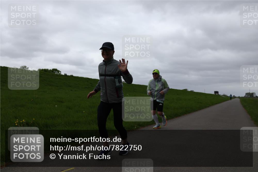 04.05.2025 - 8. Wedeler Halbmarathon Yannick Fuchs http://msf.ph/oto/7822750 04.05.2025 12:14:38 Laufen 64 meine-sportfotos.de