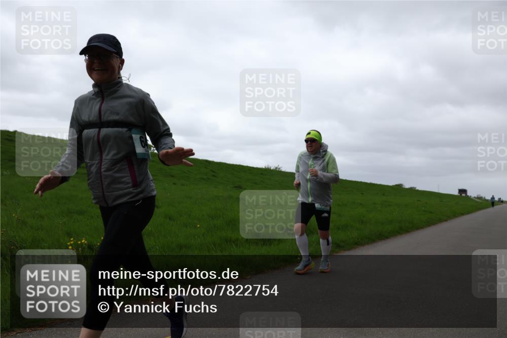 04.05.2025 - 8. Wedeler Halbmarathon Yannick Fuchs http://msf.ph/oto/7822754 04.05.2025 12:14:39 Laufen 64 meine-sportfotos.de