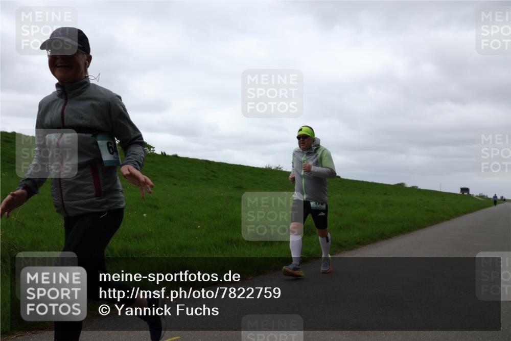 04.05.2025 - 8. Wedeler Halbmarathon Yannick Fuchs http://msf.ph/oto/7822759 04.05.2025 12:14:39 Laufen 64 meine-sportfotos.de