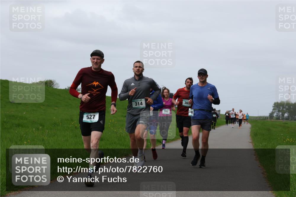 04.05.2025 - 8. Wedeler Halbmarathon Yannick Fuchs http://msf.ph/oto/7822760 04.05.2025 11:29:50 Laufen 527, 314, 392, 365, 38 meine-sportfotos.de
