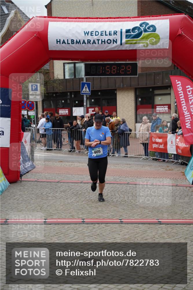 04.05.2025 - 8. Wedeler Halbmarathon Felixshl http://msf.ph/oto/7822783 04.05.2025 11:58:27 Ziel 71, 605 meine-sportfotos.de