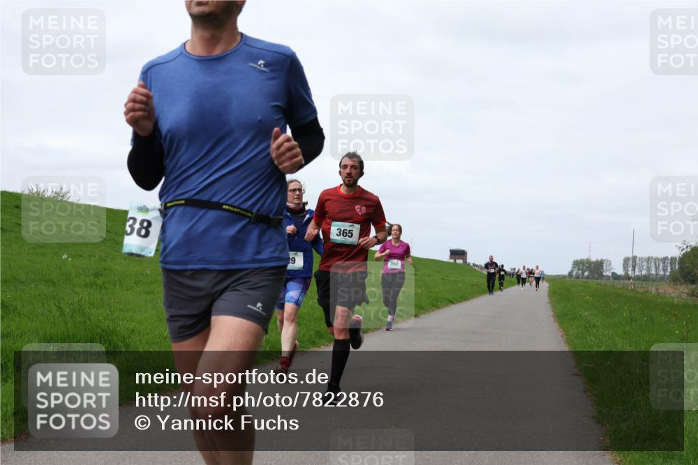 04.05.2025 - 8. Wedeler Halbmarathon Yannick Fuchs http://msf.ph/oto/7822876 04.05.2025 11:29:54 Laufen 38, 19, 365, 392 meine-sportfotos.de