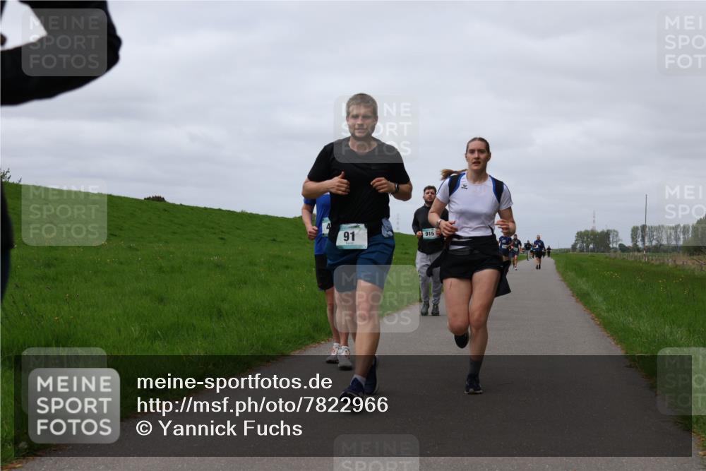 04.05.2025 - 8. Wedeler Halbmarathon Yannick Fuchs http://msf.ph/oto/7822966 04.05.2025 11:52:27 Laufen 91, 915 meine-sportfotos.de