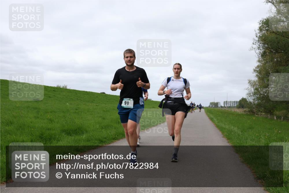 04.05.2025 - 8. Wedeler Halbmarathon Yannick Fuchs http://msf.ph/oto/7822984 04.05.2025 11:52:27 Laufen 91 meine-sportfotos.de