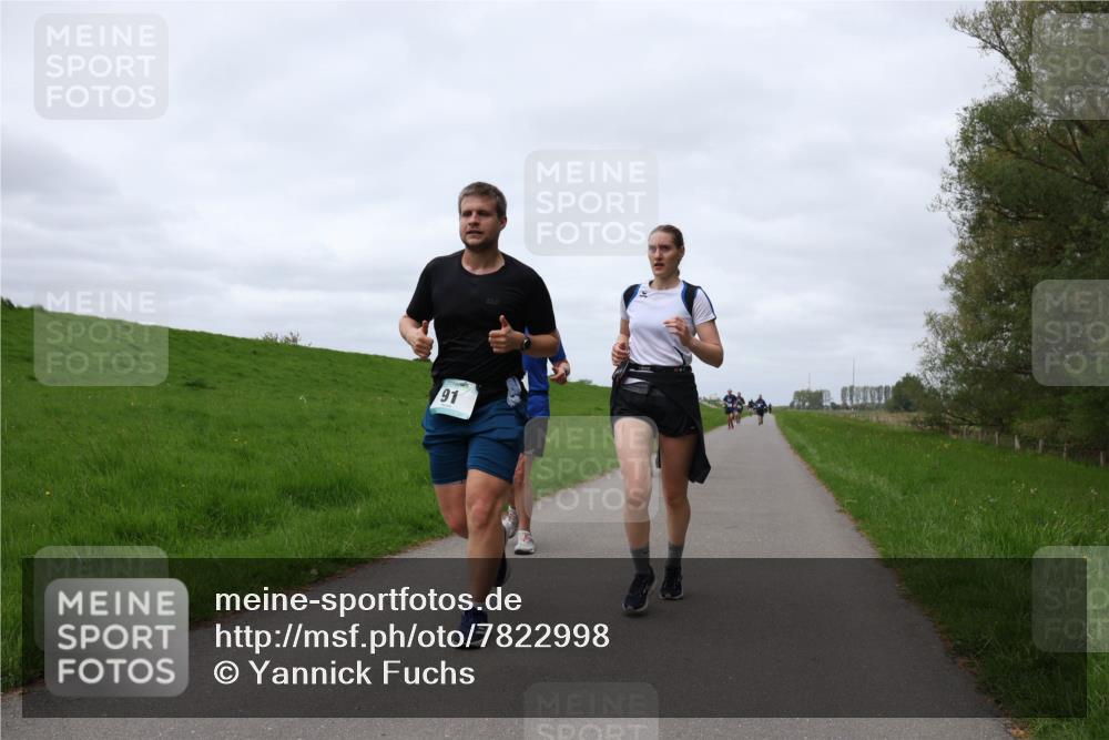 04.05.2025 - 8. Wedeler Halbmarathon Yannick Fuchs http://msf.ph/oto/7822998 04.05.2025 11:52:27 Laufen 91 meine-sportfotos.de