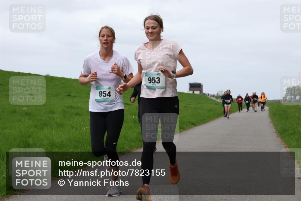 04.05.2025 - 8. Wedeler Halbmarathon Yannick Fuchs http://msf.ph/oto/7823155 04.05.2025 11:30:10 Laufen 954, 953 meine-sportfotos.de