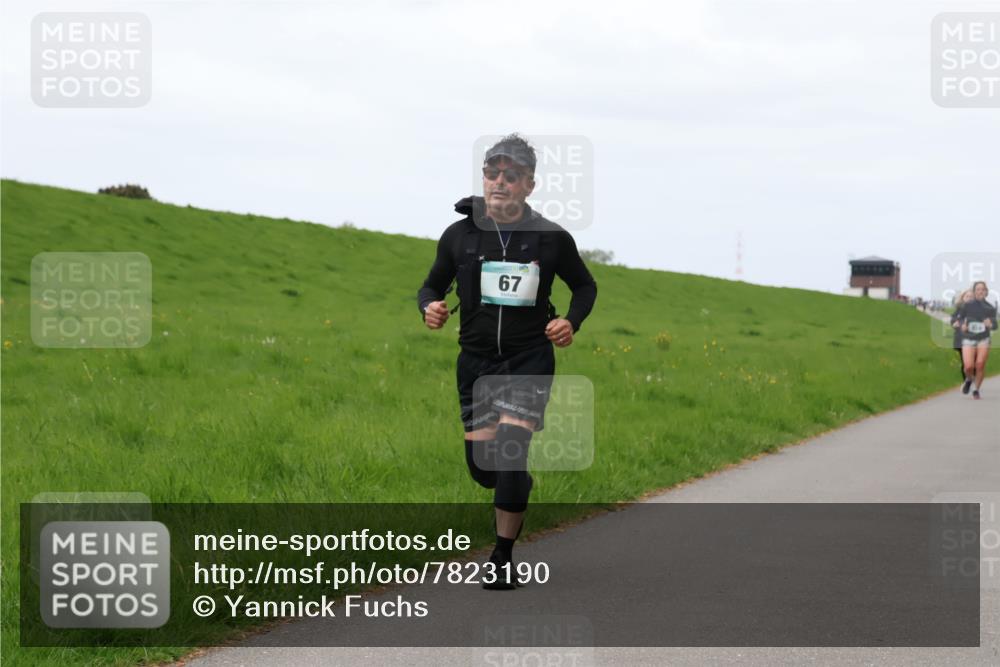 04.05.2025 - 8. Wedeler Halbmarathon Yannick Fuchs http://msf.ph/oto/7823190 04.05.2025 11:30:11 Laufen 67 meine-sportfotos.de