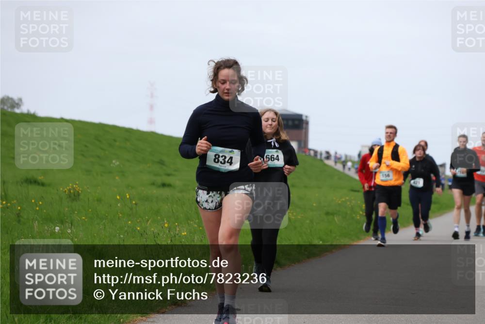 04.05.2025 - 8. Wedeler Halbmarathon Yannick Fuchs http://msf.ph/oto/7823236 04.05.2025 11:30:19 Laufen 834, 664, 156 meine-sportfotos.de