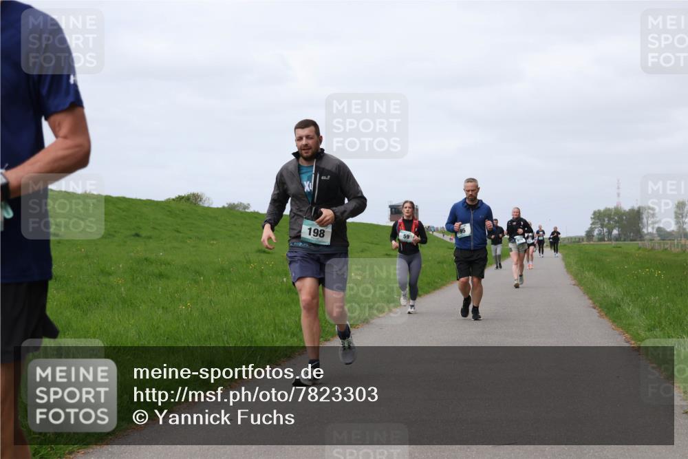 04.05.2025 - 8. Wedeler Halbmarathon Yannick Fuchs http://msf.ph/oto/7823303 04.05.2025 11:52:40 Laufen 95, 198, 59 meine-sportfotos.de
