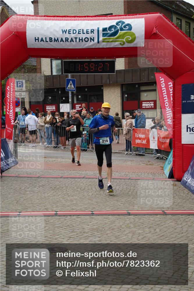 04.05.2025 - 8. Wedeler Halbmarathon Felixshl http://msf.ph/oto/7823362 04.05.2025 11:59:25 Ziel 140, 216 meine-sportfotos.de