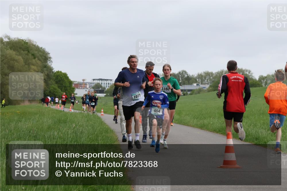 04.05.2025 - 8. Wedeler Halbmarathon Yannick Fuchs http://msf.ph/oto/7823368 04.05.2025 11:11:10 Laufen 1077, 464, 1157 meine-sportfotos.de