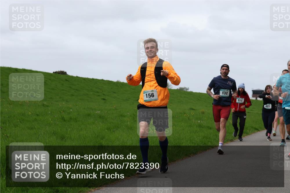 04.05.2025 - 8. Wedeler Halbmarathon Yannick Fuchs http://msf.ph/oto/7823390 04.05.2025 11:30:28 Laufen 156, 132, 511, 421 meine-sportfotos.de